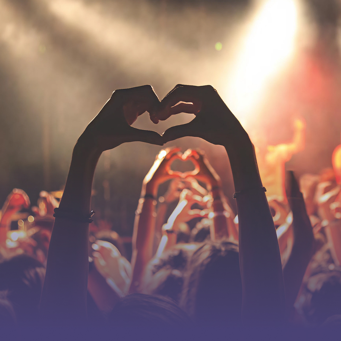 Gift live moments they’ll love - Get up to 4% cash back