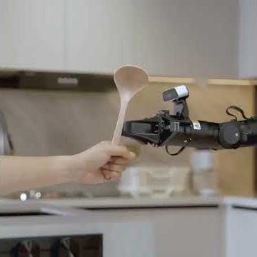 See Qwen‑Robot Suite in action! 🤖