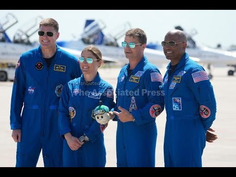 Artemis II astronauts arrive at Florida launch site for first moon trip in 53 years