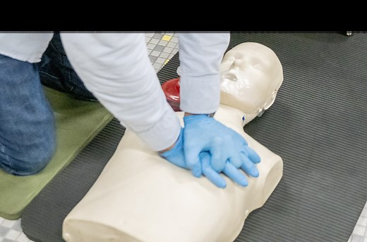 Professional CPR Certification | AED and Basic First Aid Training - HSI