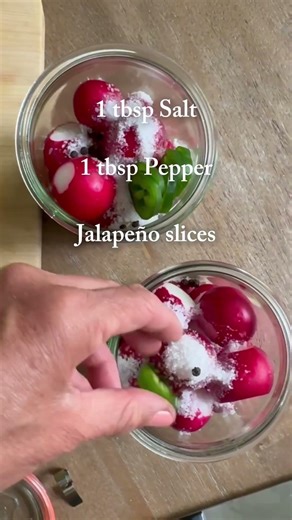 If you don’t like radishes you haven’t tried these pickled radishes yet😋#garden #radish #pickles