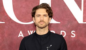 Aaron Tveit Teases New Approach to Broadway’s ‘Chess,’ Previews His Version of ‘One Night in Bangkok’ – Listen Now!