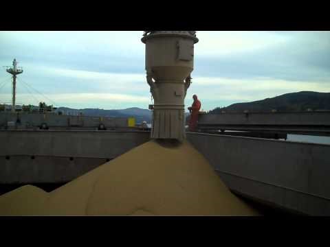 Midwest International - Port of Longview - Grain - Telescopic Shiploader