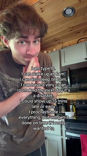 Type C Personality: Sleep Habits, Procrastination & Room Chaos