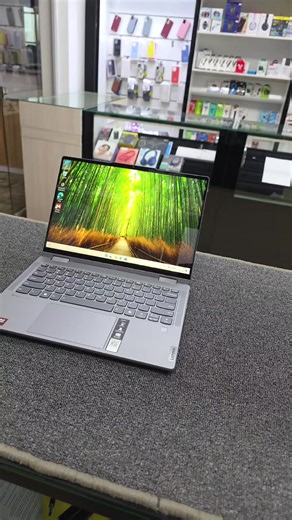 #Lenovo YOGA #727 💻 Ryzen 7/8 серия Core i7/14 авлод аналоги 🧑‍💻 IT, JavaScript, frontend, CoralDraw, backend, python, ва Photoshop каби программаларда ишлаш учун ажойиб ноутбук келди. 🧩 Холати: Яхши 🧩 Хотираси: 1 TB SSD 🧩 Видеокартаси : AMD Radeon 780M Graphics 🧩 Оперативка: DDR5 16 GB 🧩 Процессор: AMD Ryzen 7-8840HS w/ Radeon 780M Graphics (8 ядро 16 поток) 🧩 Экрани 14.0 Дюйм (1920×1200) IPS сенсор экранли 🧩 Стильный дизайн 🧩 Отпечатка бор 🧩 Клавиатура подсветкалик 🧩 х360 айланади