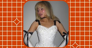 Sabrina Carpenter's Holiday "Nonsense" Outros Probably Put Her On The Naughty List