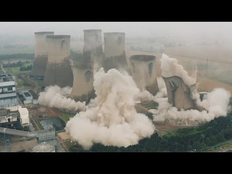 Enormous Towers Exploded in Seconds