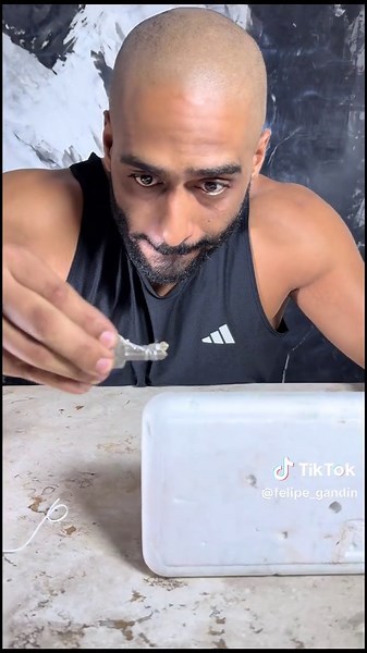 Effortless Styrofoam Cutting Using Heated Copper Wire