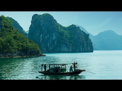 Traditional Vietnamese Music - Ha Long Bay