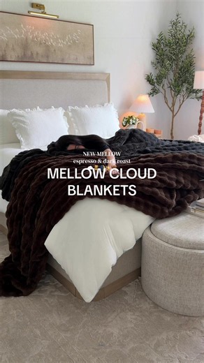 the mellow drops get better & better ☁️🤎🌒 the new XL espresso and dark roast are HEREE ✨ #mellowsleep #mellow #blanket #cozybedroom @Mellow Sleep