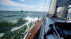 Yacht Sailing And Motorboating - Boating Safety Advice From The RNLI