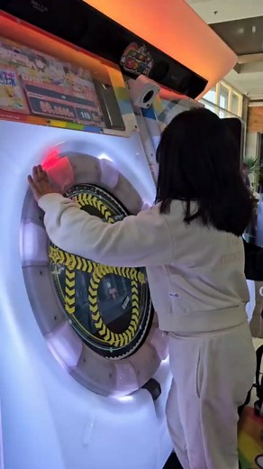 Pure joy in every beat! This kid's passion for Maimai Buddies is truly amazing. Watching her play reminds us of what brings pure joy. Would you play with her? Try Maimai Buddies now! #QuantumAmusement #ILovetoPlayHere #MaimaiBuddies | Quantum Amusement Corporation