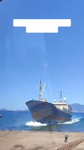 Retired ships full speed beaching 🧐 #ship #vessel #beaching #old #breakingyard #theend | Ship Spotting