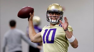 No. 13 Huskies name Jacob Eason starting quarterback