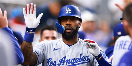 Resurgent Heyward returns to Dodgers on 1-year deal