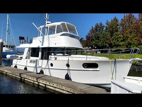 2019 Beneteau Swift Trawler 44 Walkthrough in Seattle - "Westward Drift"