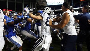 Miami Beach Bowl ends in brawl between BYU and Memphis players