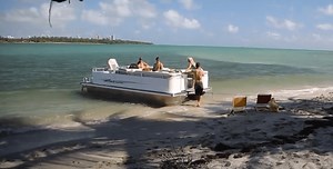 Expanding Pontoon Boat – The Hottest New Trend - Pontooners