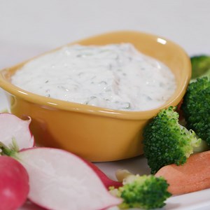 WATCH: Joy Bauer's easy, better-for-you buttermilk ranch dressing is the ultimate veggie dip. Get the recipe: https://on.today.com/2yWPFgw | TODAY with Jenna & Sheinelle