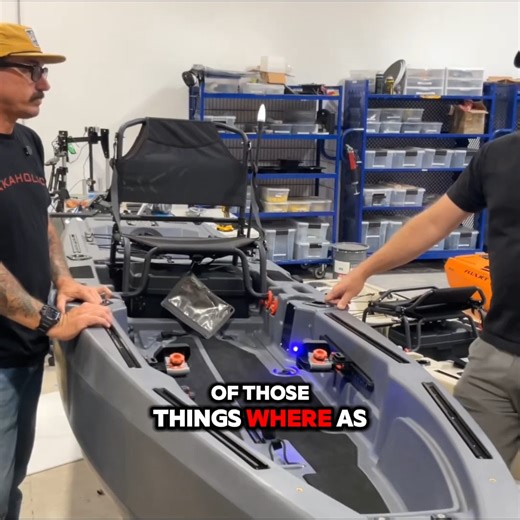 One of the most overlooked features of the FluxJet Kayak 👇 ✔️ Pre-installed nav 360° lights for compliance and visibility ✔️ 12V accessory power ready for electronics and chargers ✔️ Out-of-the-box convenience — no extra rigging needed This is the stuff that makes a motorized kayak practical for real anglers. Wolf @_wolf_of_walmart covered it on his factory tour, and people are loving the details. | FluxJet Kayaks
