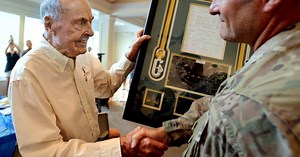 D-Day Hero Ray Lambert Dies at 100