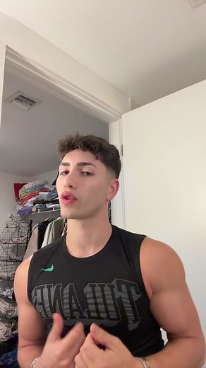 Logan (@loganblakeee)’s video of logan