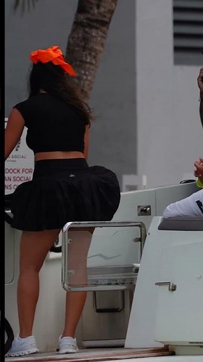 🌞 Bikini Days & Yacht Waves in Miami! 🛥️ #boatsnaps