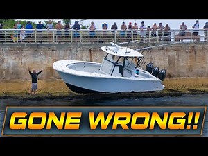 BOAT CRASHES INTO SEAWALL AT BOYNTON INLET !! | HAULOVER BOATS | WAVY BOATS