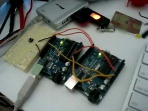 Programming the Arduino due by using other arduino