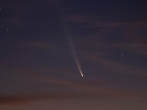 Ne manquez pas la "comète du siècle" qui va traverser le ciel dès ce soir