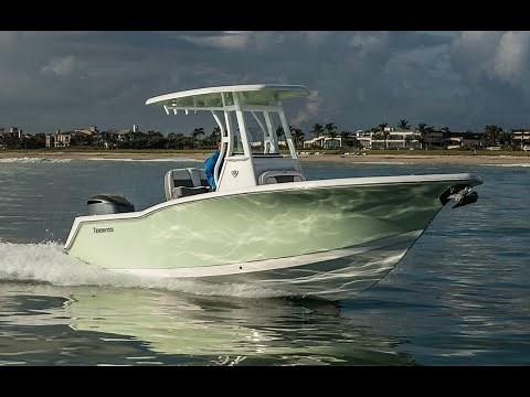 2016 Tidewater 220 Center Console