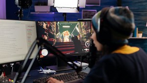 Creator's DIY Guide to Making Your Own Live Streaming Server 💡