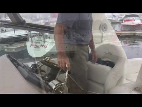 Boat Docking Sea Ray With Twins