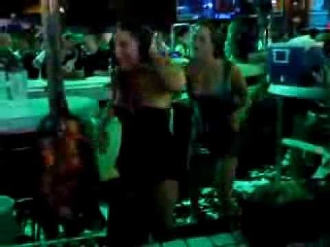 Amazing! College Girls Shower - Spring Break Florida - America's Backyard