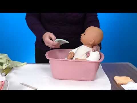 How To Bathe A Newborn Baby: A Comprehensive Guide With Step-by-Step Instructions