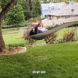 Flop your way into the weekend with the week's best fails! Irate drivers, pranking a pregnant woman, oblivious beach babes, no-nonsense babies and strange people sticking things in their noses. Happy #FailFriday! | FailArmy