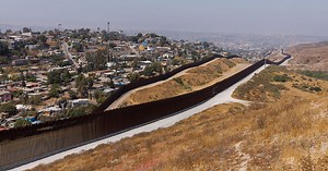 The border s toll: Migrants increasingly die crossing into U.S.