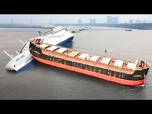 SHIP & BOAT CRASH COMPILATION 2023 - SHIP IN STORM 2023 - BEST SHIP LAUNCH - SHIP CRASHING 2023