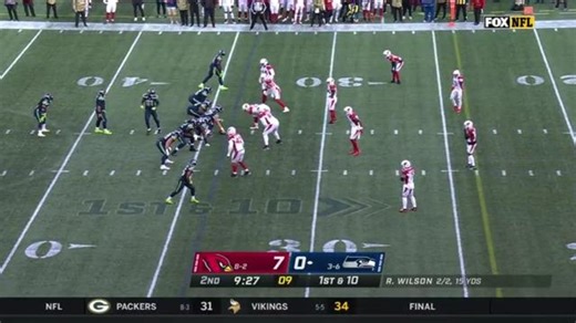 Tyler Lockett crosses the entire field on 26-yard catch