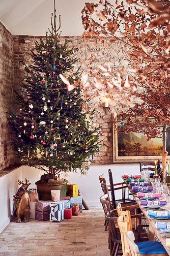 81 fun Christmas quiz questions and answers