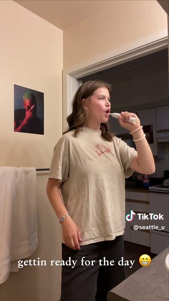 Check out a day in the life living and working on campus during the summer! #seattleuniversity #seattleu #studentlife #campuslife