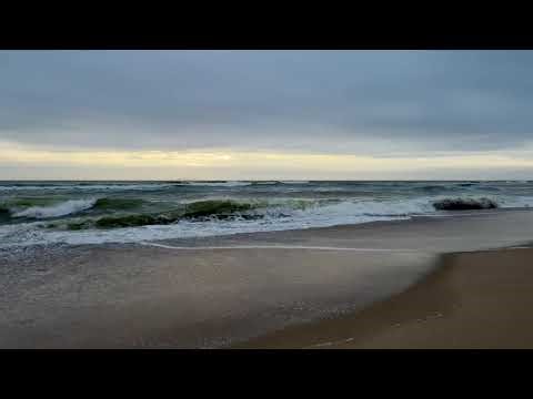 Moody beach sunrise, relaxing wave sounds, Outer Cape Cod