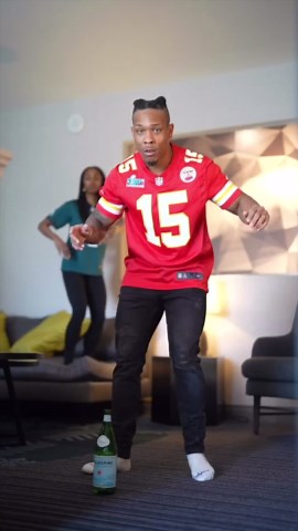 Brittany Williams on Instagram: "Who you got? 🫣🧐 @lavishlybritt vs @bullyjuice"