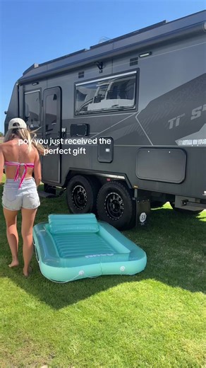 The Best Inflatable Tanning Lounge for Summer Fun