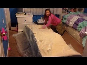 Unboxing A Compressed 12" Deep King Sized Memory Foam Mattress Bed In A Box