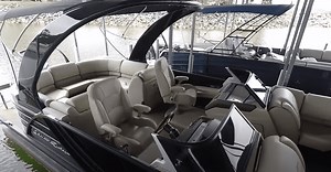 Pontoon Boat Speeds: How Fast Can a Pontoon Boat Go? - Pontooners