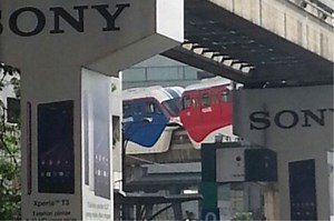 KL Monorail has second consecutive day of trouble; train stalled outside Bukit Bintang station | Coconuts