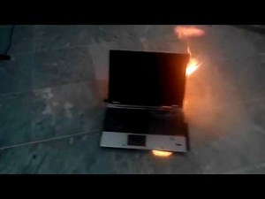 Exploding Laptop, Battery Explodes and Bursts into Flames !