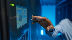 The 8 Best Online Data Engineering Courses (2025 Reviews & Rankings)