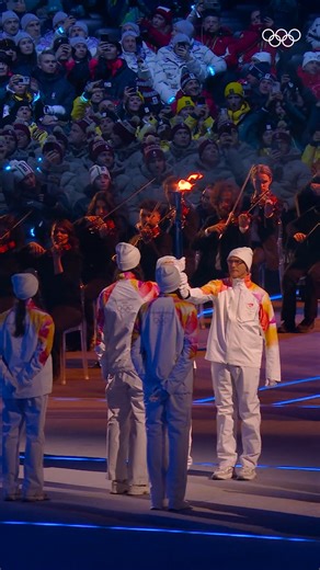 Not just a song of victory. A voice that unites. A ‘vincerò’ that becomes a chorus. At the Opening Ceremony, emotion turned universal: when love triumphs, no one loses. Maestro Andrea Bocelli with a breathtaking performance. Watch the Games from wherever you are: www.olympics.com/where-to-watch #OpeningCeremony #MilanoCortina2026 | Olympics